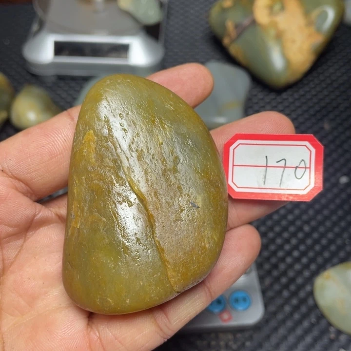 颈饰未镶嵌和田玉170