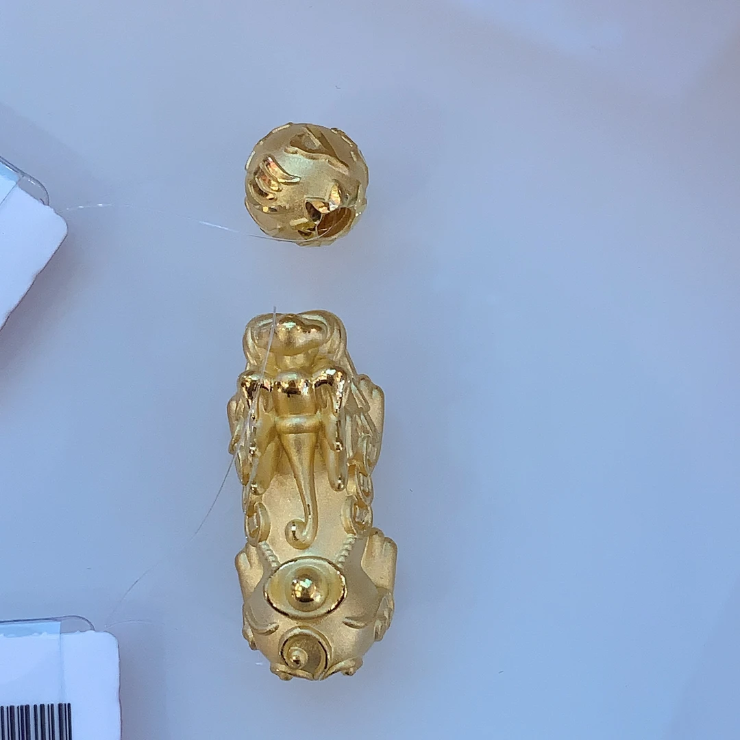 足金貔貅金珠吊坠