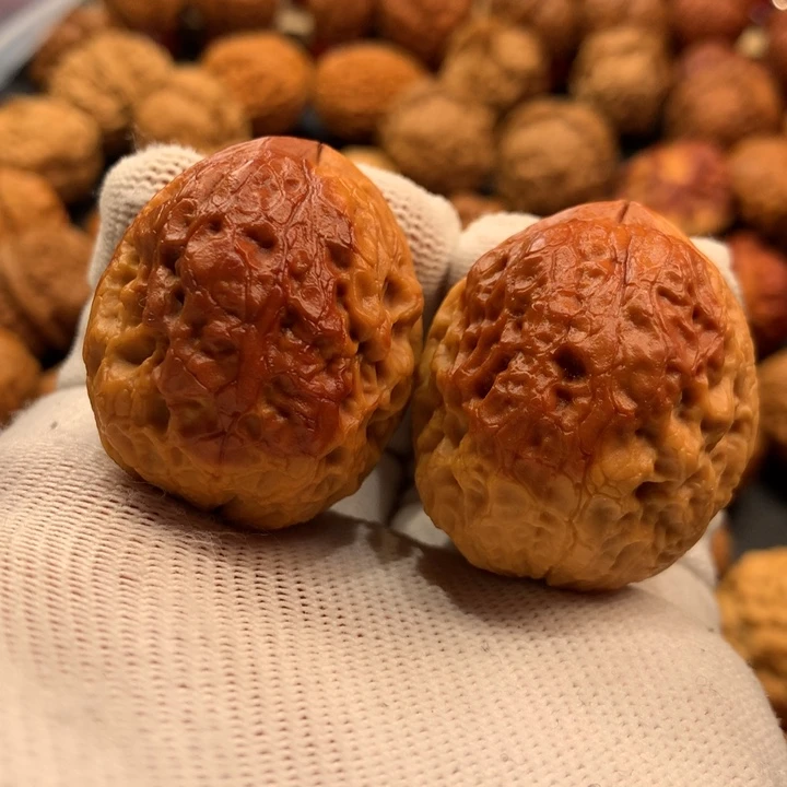 文玩核桃吊坠30………..