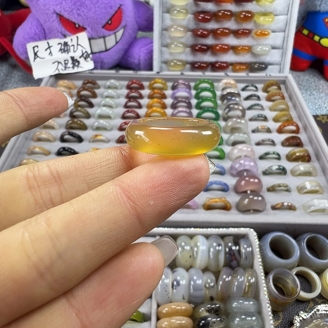 玛瑙/玉髓未镶嵌戒圈A6不退换17.7港17