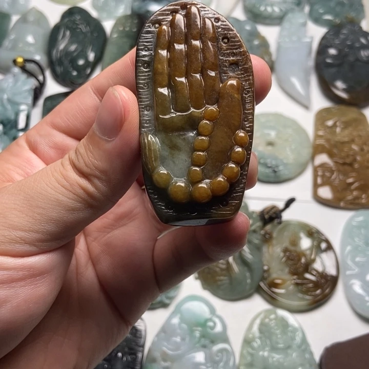 翡翠未镶嵌颈饰佛手43