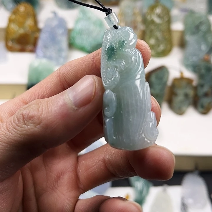 定制翡翠未镶嵌翡翠