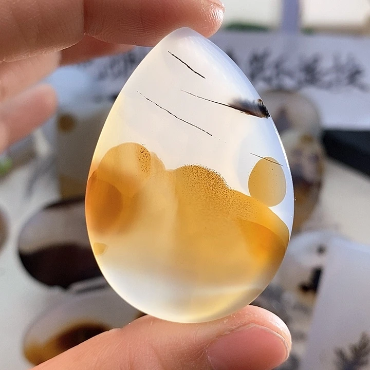 玛瑙/玉髓颈饰未镶嵌