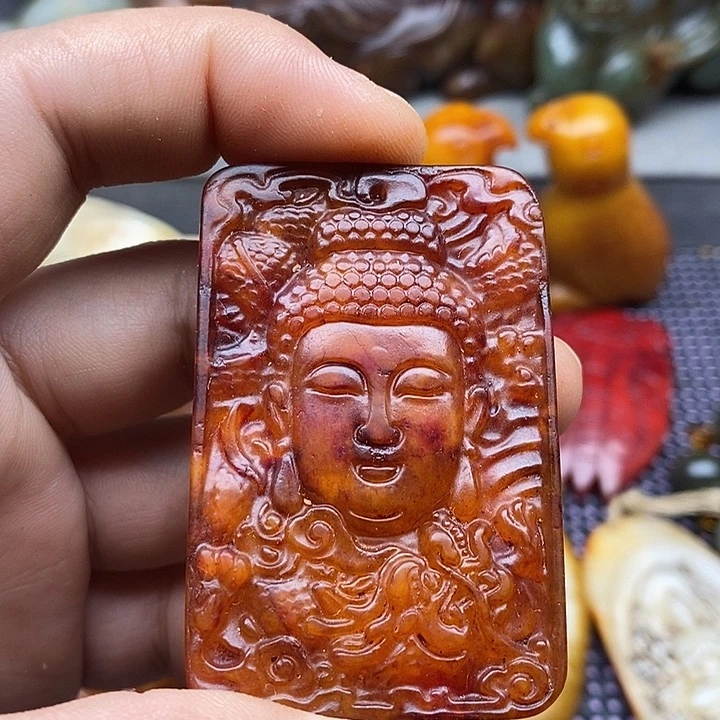 未镶嵌蛇纹石玉颈饰风