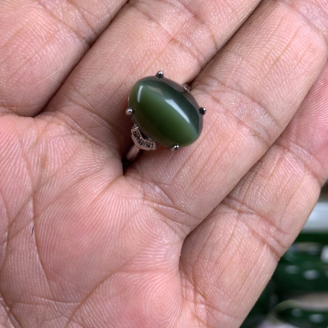 和田玉（碧玉）未镶嵌戒指