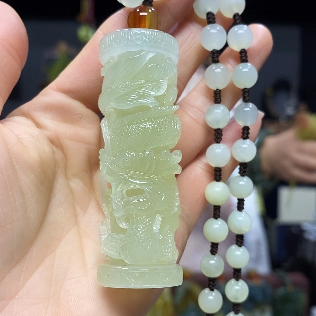 未镶嵌岫玉挂件吊坠