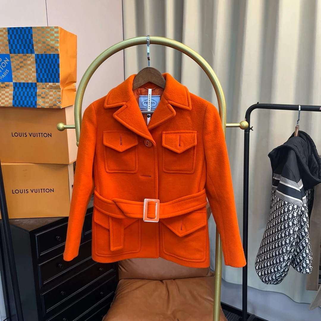 99新 Prada/普拉达 梅芙 红色毛呢外套 38码