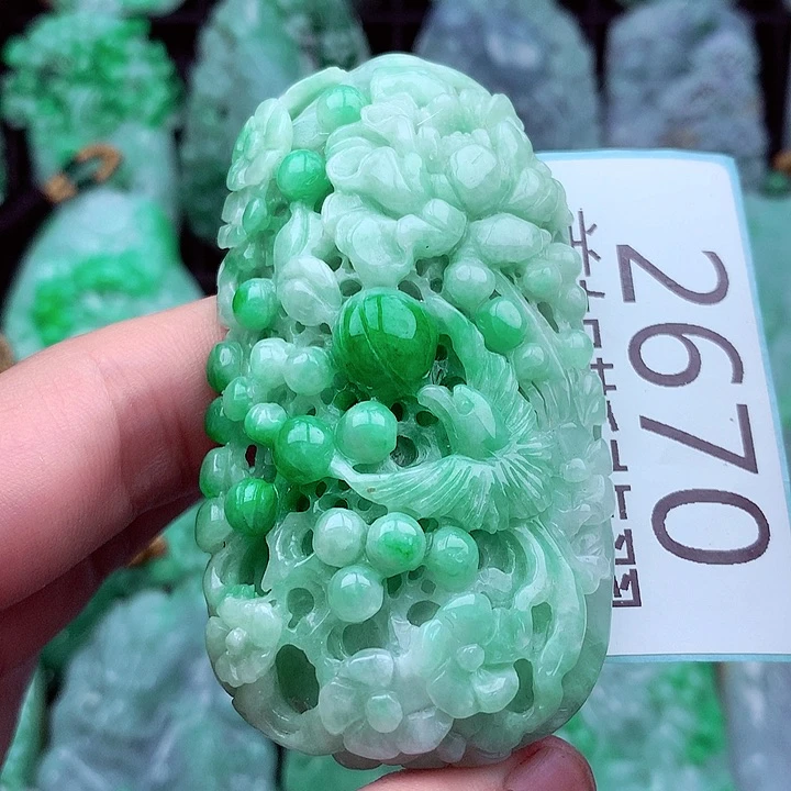 翡翠未镶嵌吊坠(不含链)