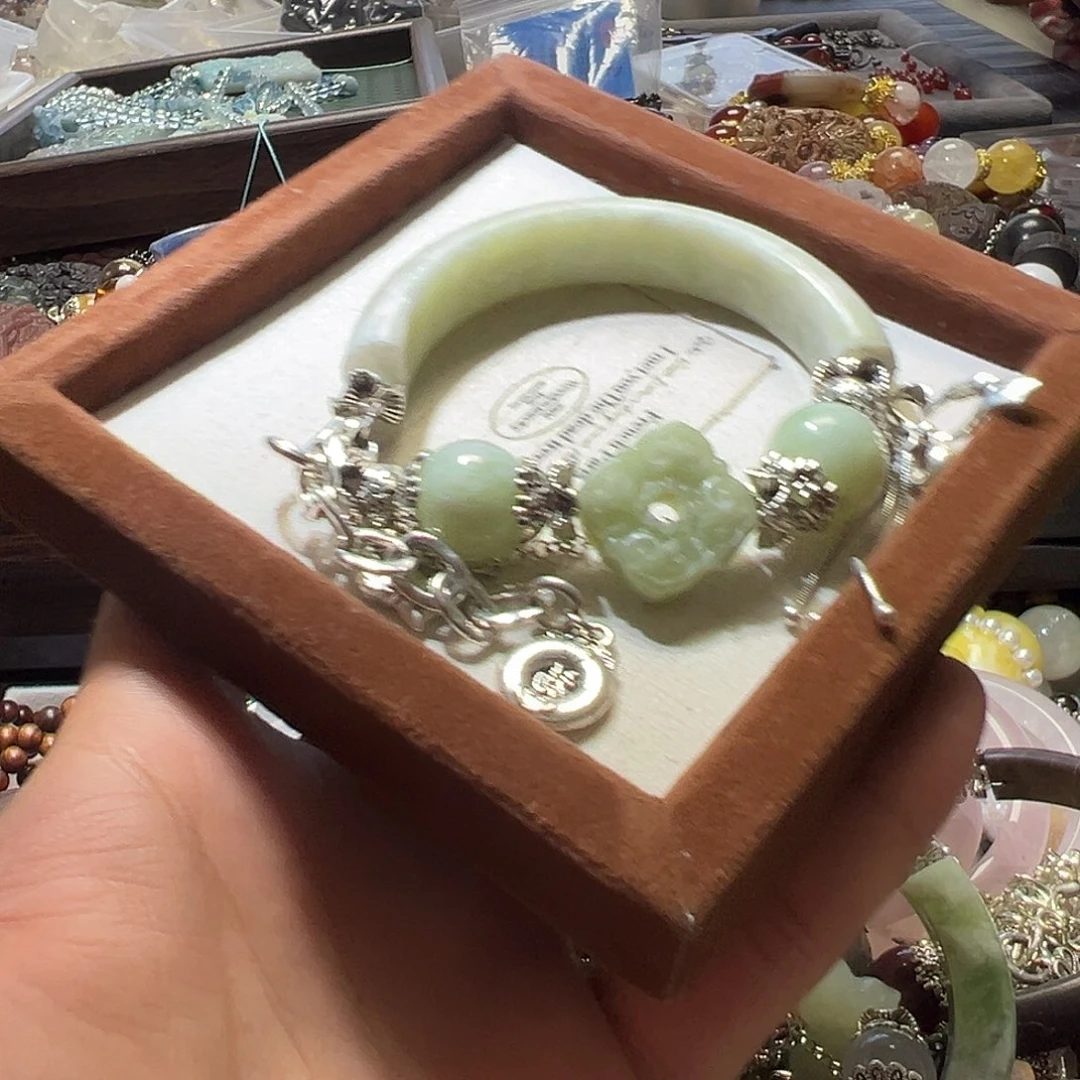 手链未镶嵌水晶水晶手链