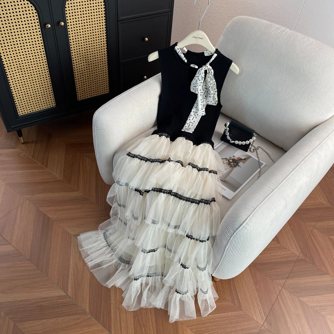 夏季心内科系带装饰黑白撞色休闲百搭无袖蛋糕连衣裙DY7491