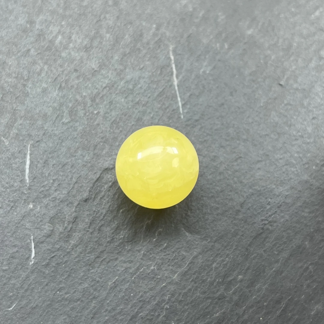 A364天然蜜蜡琥珀鸡油黄圆珠