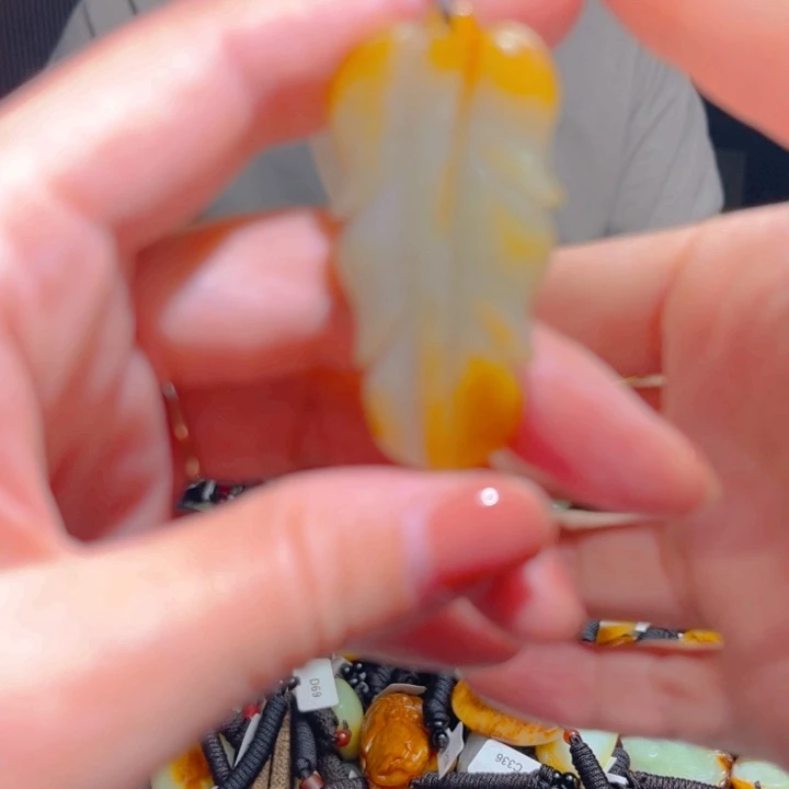 【闪购商品】和田玉未镶嵌颈饰