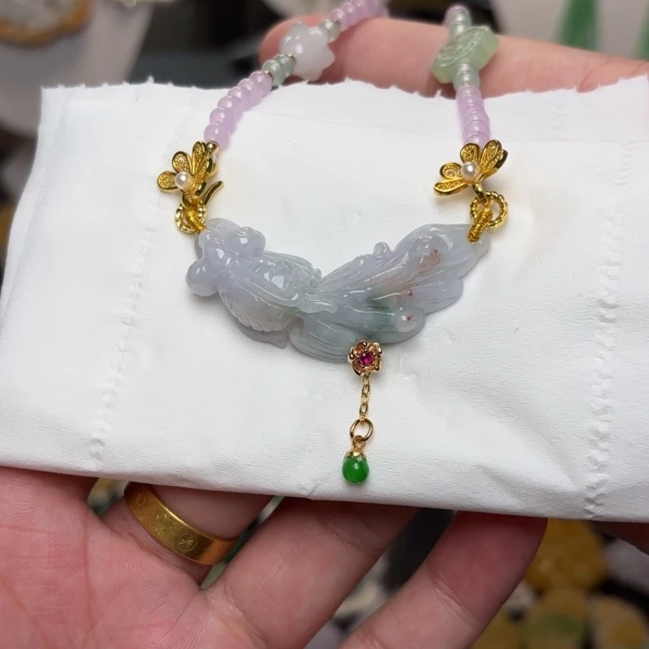 翡翠未镶嵌颈饰吊坠