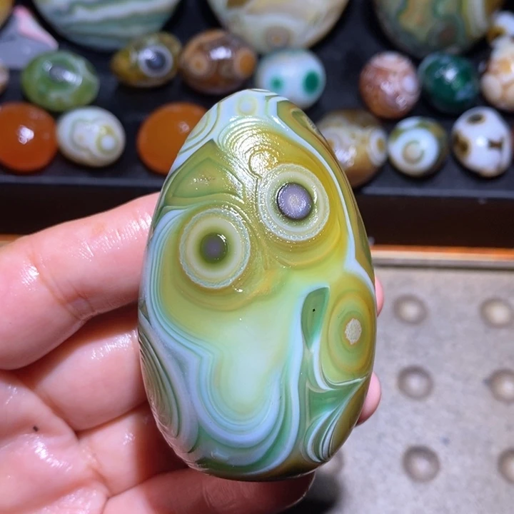 玛瑙/玉髓未镶嵌珠宝半成品