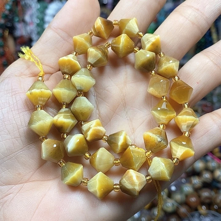 玛瑙/玉髓未镶嵌珠宝半成品天然金虎眼卡10mm