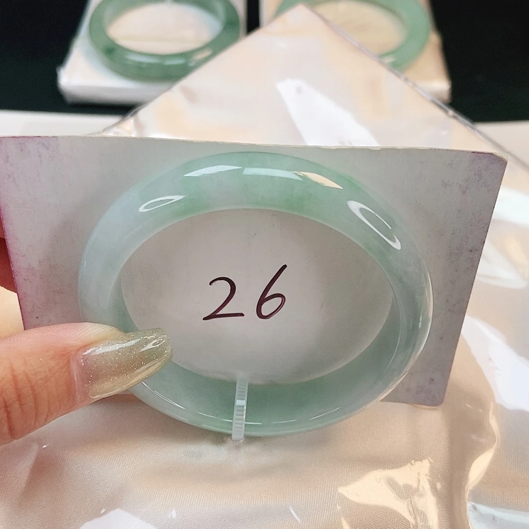 翡翠手镯未镶嵌 正圈53