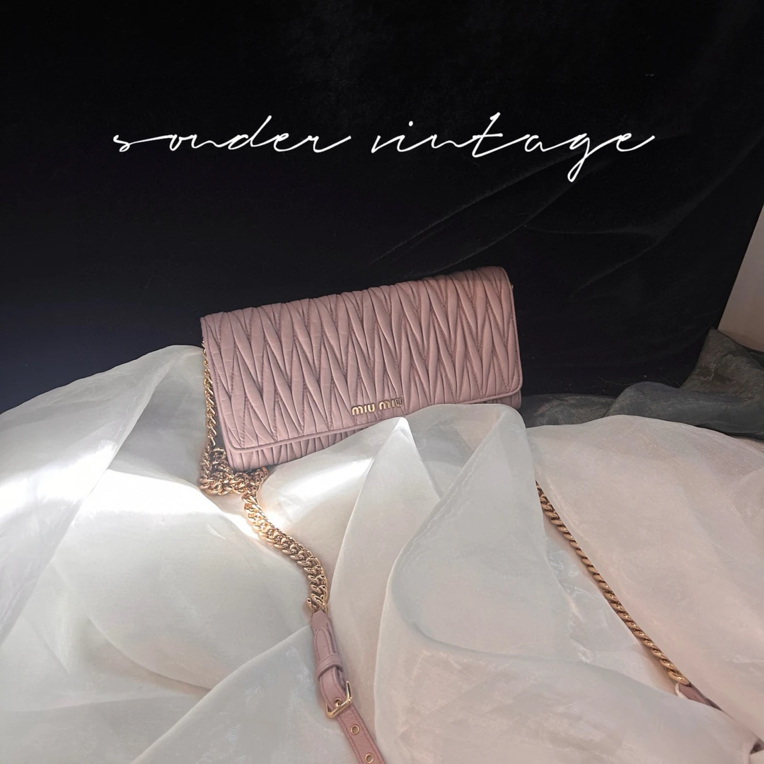 95新 MIU MIU/缪缪 缪缪 斜挎包