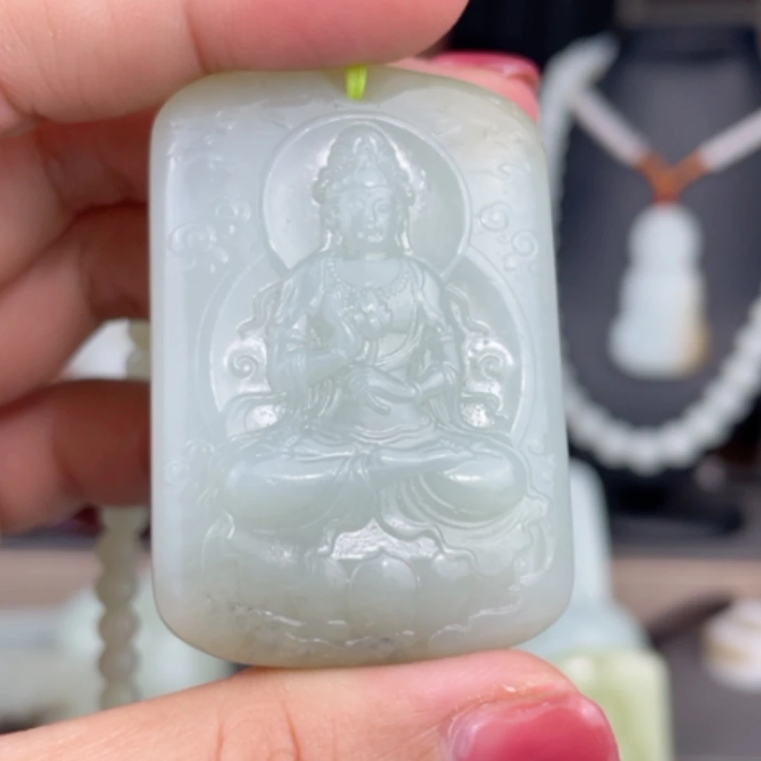【闪购商品】颈饰未镶嵌和田玉