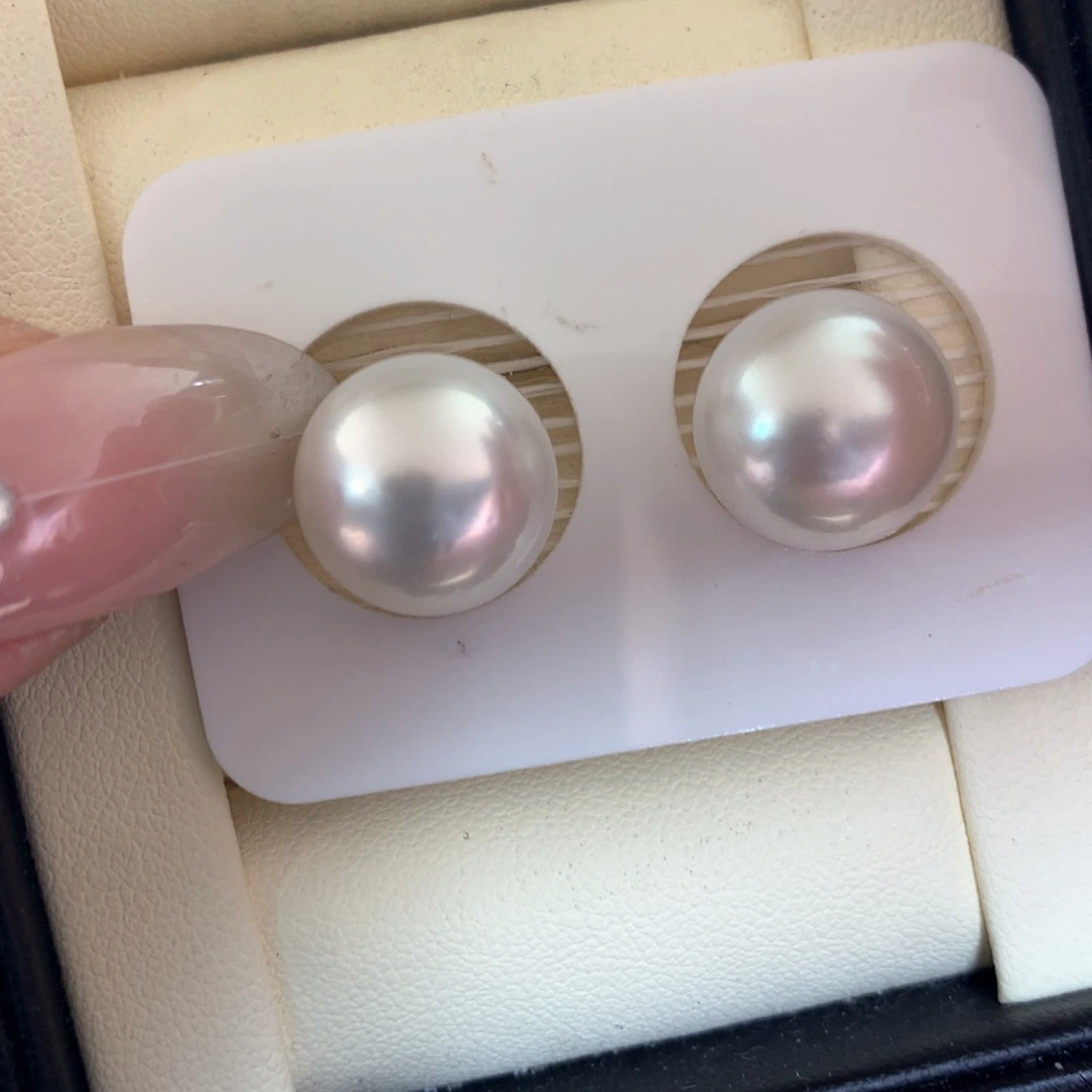 18K金镶嵌耳饰海水珍珠