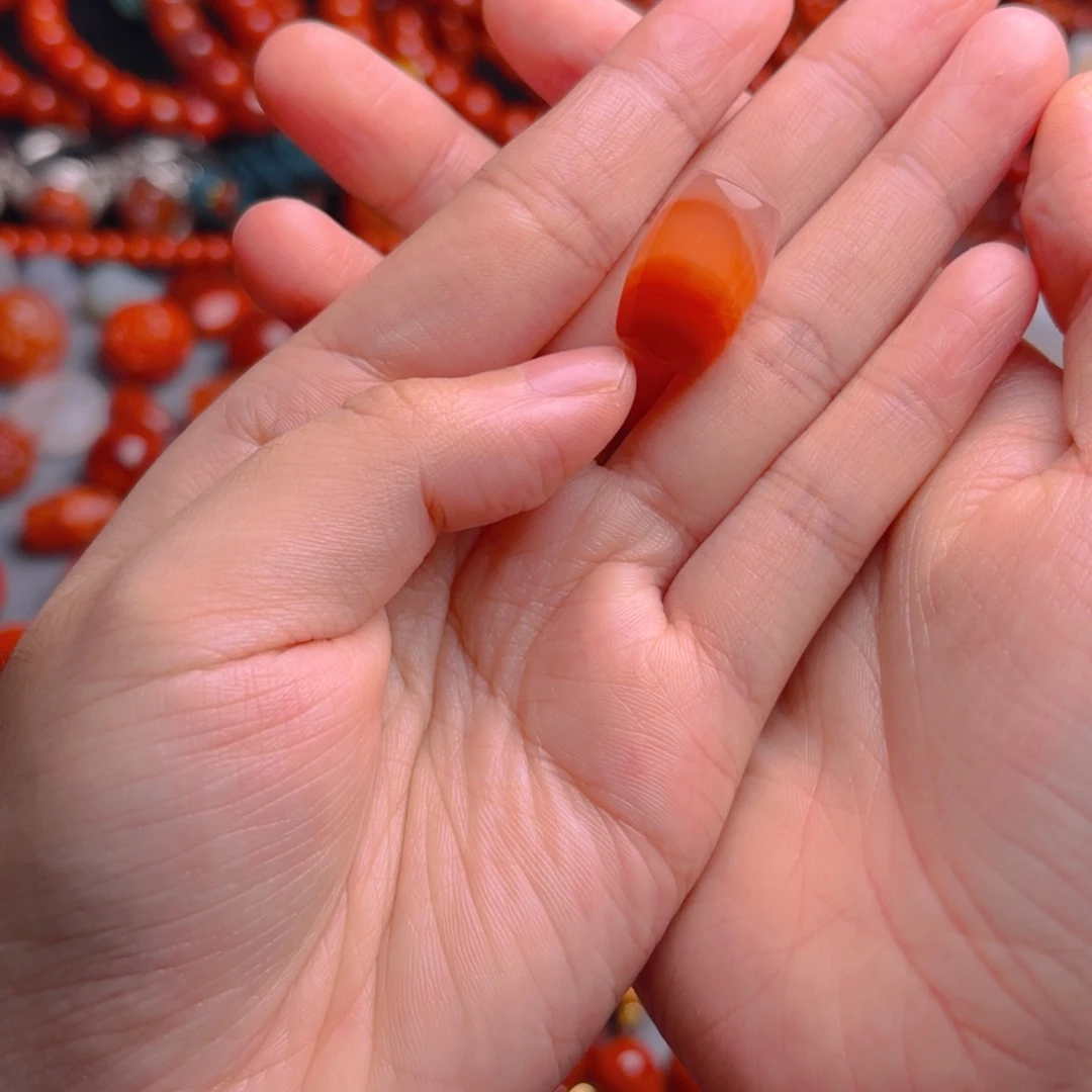 未镶嵌南红玛瑙珠宝奇石