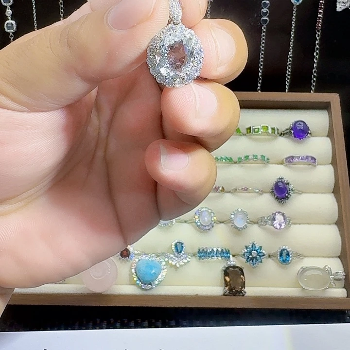 水晶银S925镶嵌颈饰
