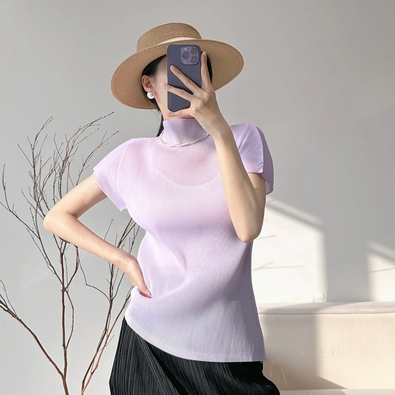 【褶二喜】度假新款褶半高领弹力百搭打底三宅风时尚纯色T恤上衣女