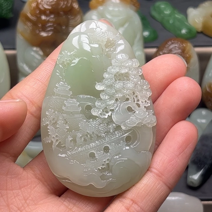 和田玉颈饰未镶嵌小****道