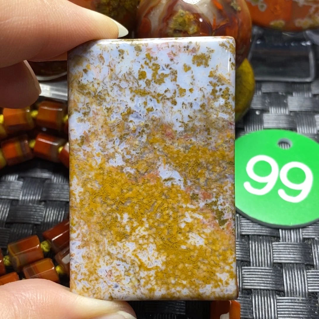 未镶嵌颈饰玛瑙/玉髓时**转