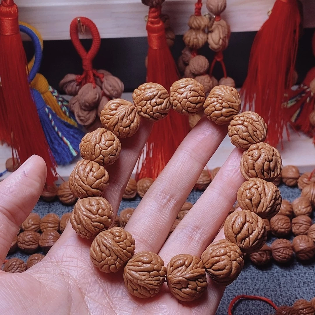 桃核吊坠桃枭手串