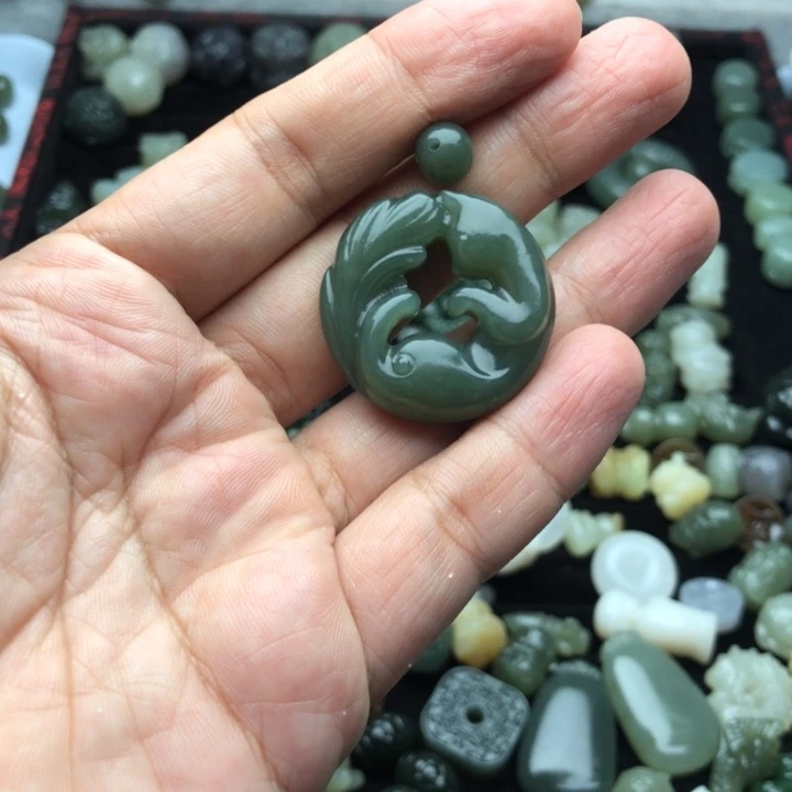 【闪购商品】和田玉未镶嵌颈饰永**境