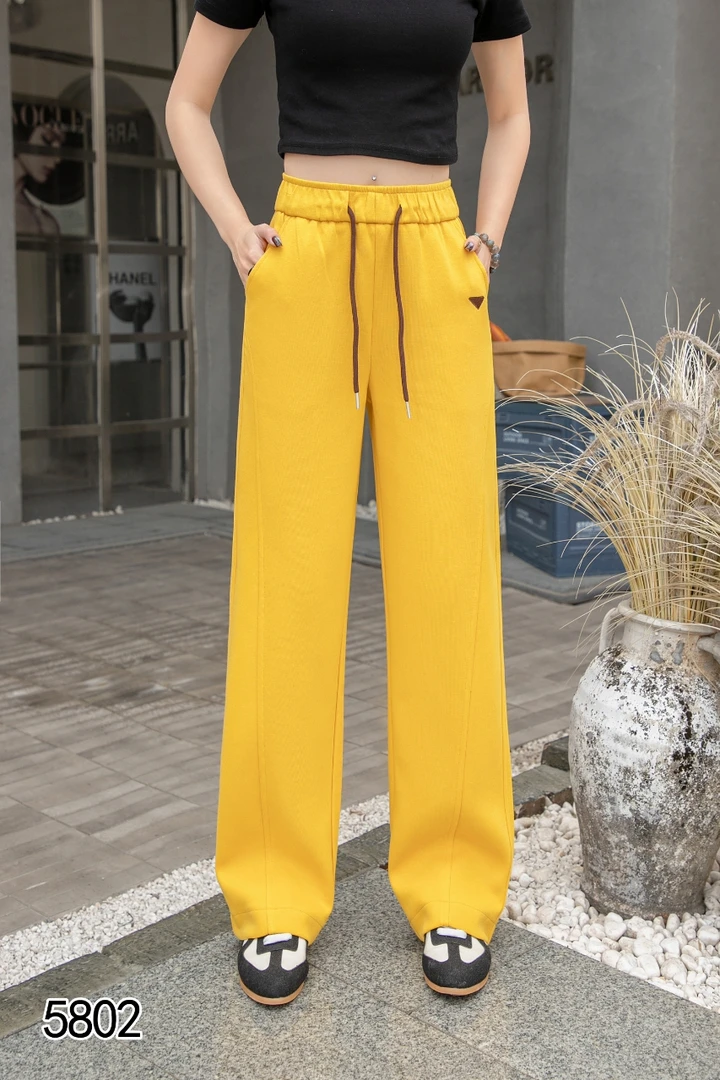 早春款长裤新款时尚休闲洋气百搭裤女显瘦小个子运动针织高腰短款