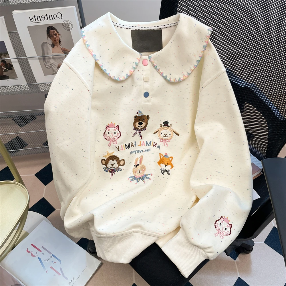 可爱卡通刺绣彩色点点娃娃领卫衣女大码胖mm巨好看甜美减龄上衣潮