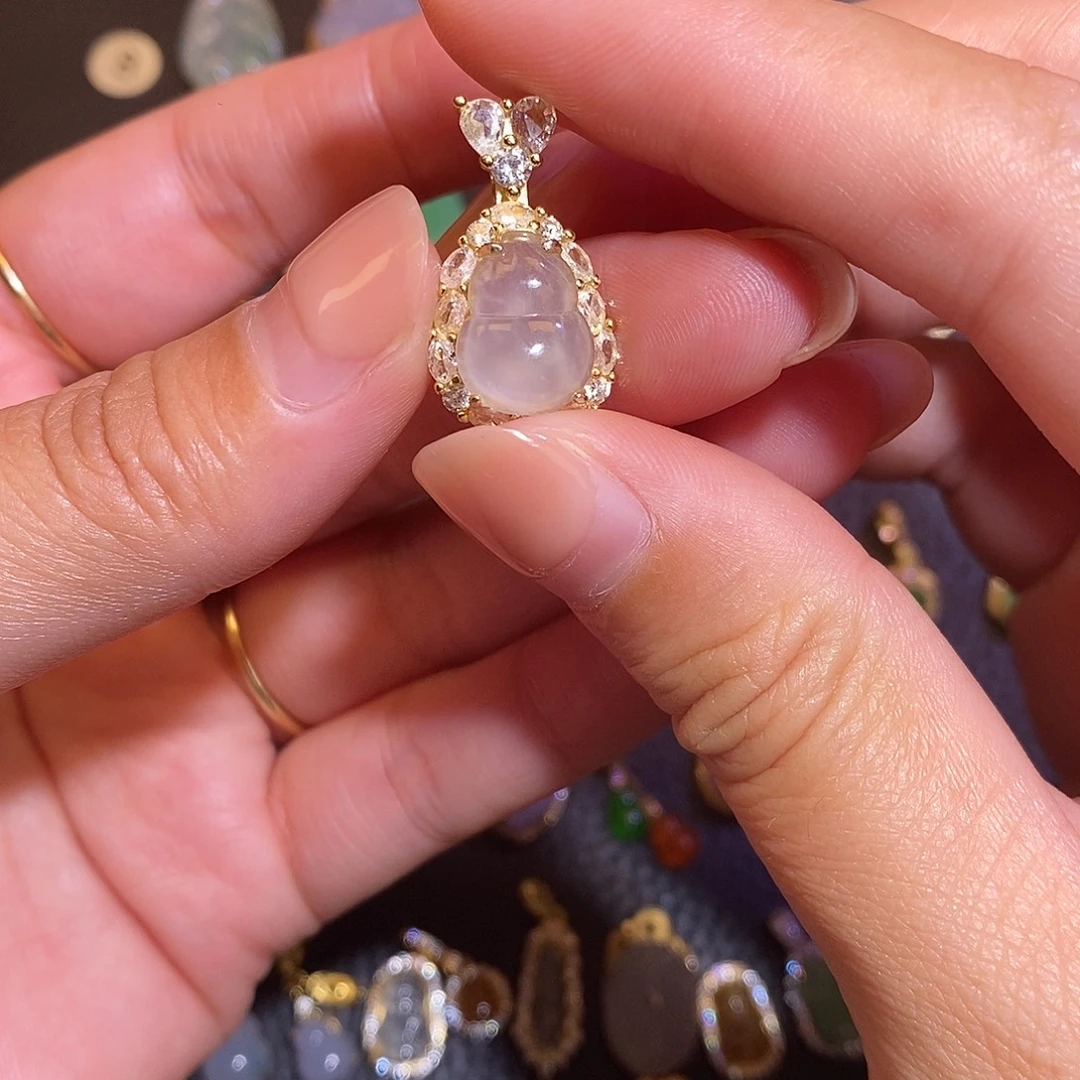 团***宝翡翠银S925镶嵌项链