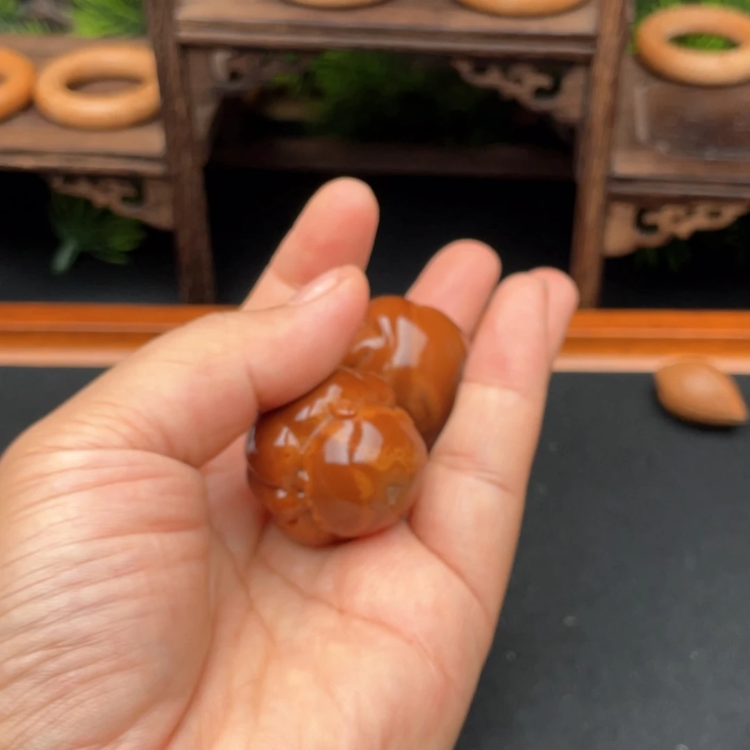 橄榄核吊坠啊啊啊啊728
