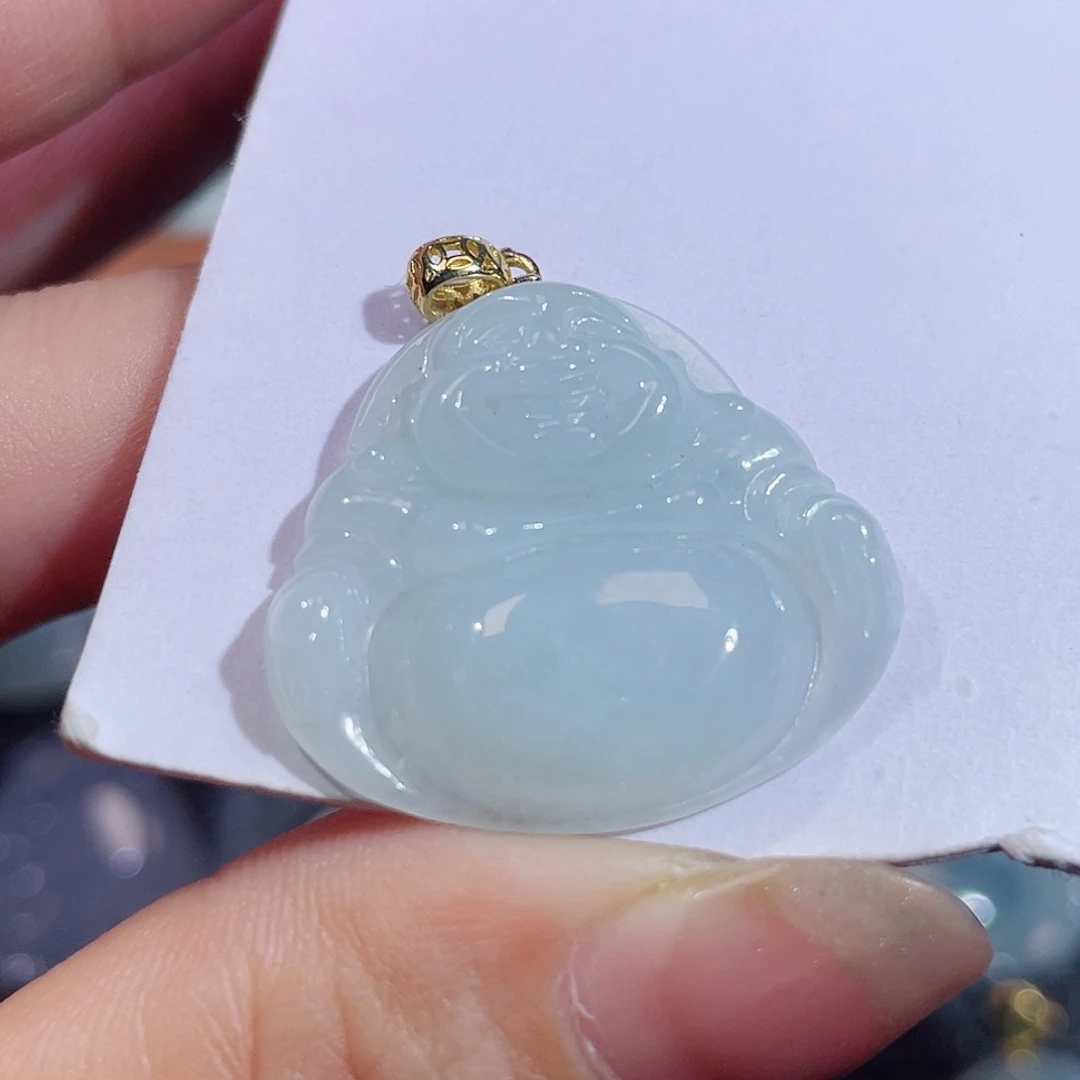 翡翠未镶嵌颈饰佛公