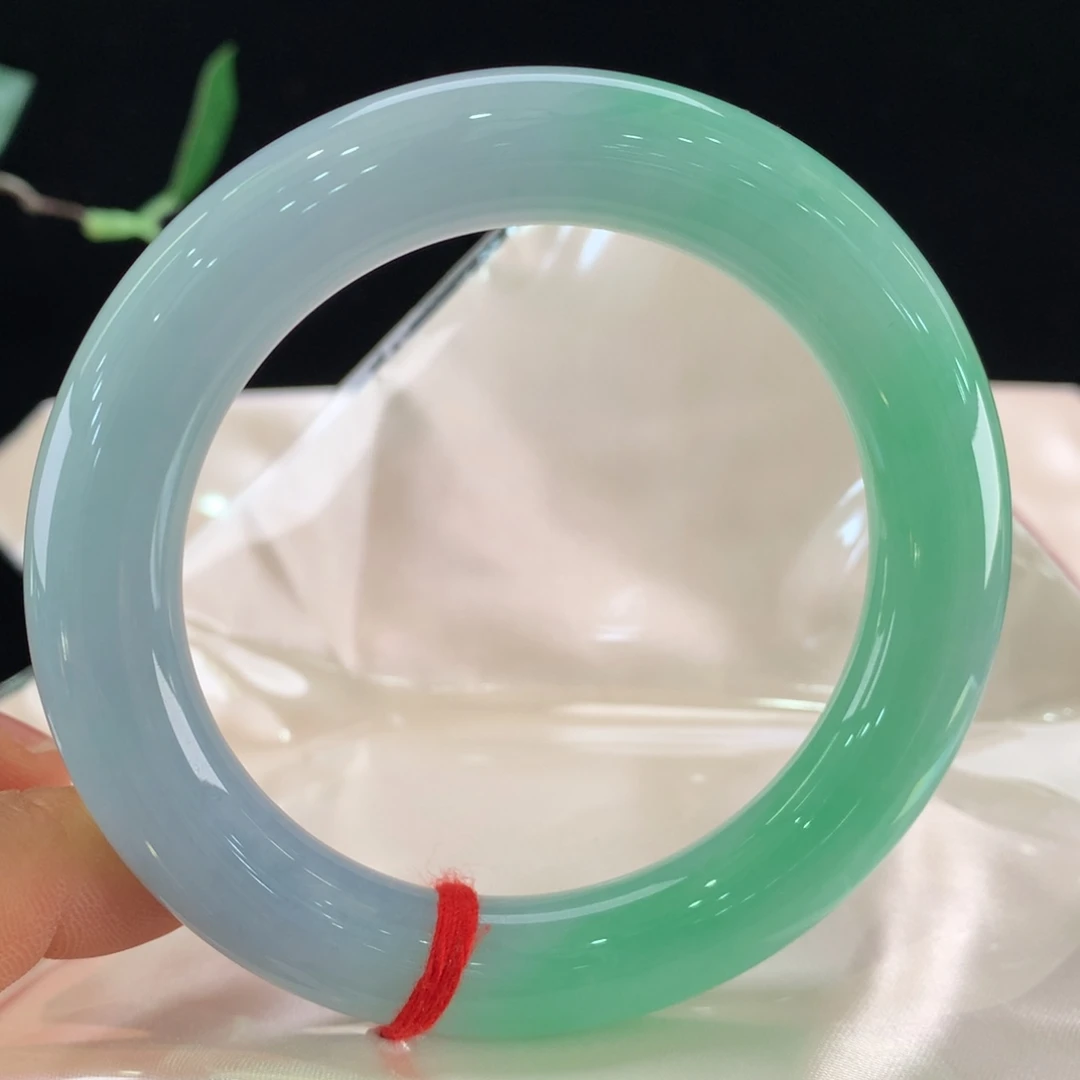 翡翠未镶嵌手镯1265