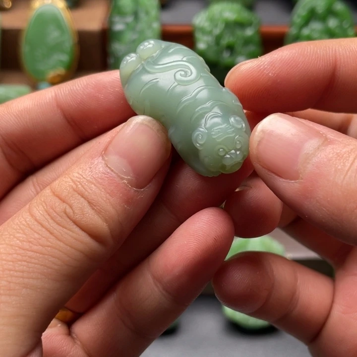 和田玉挂件未镶嵌