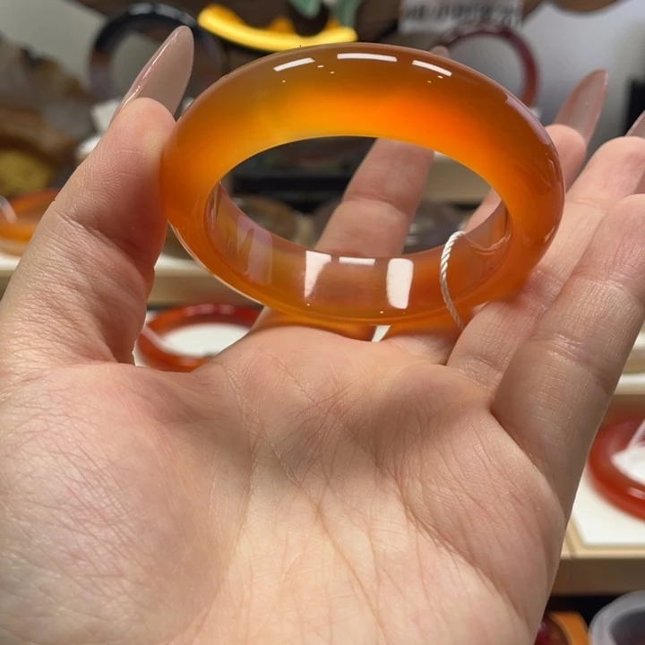 玛瑙/玉髓未镶嵌手镯