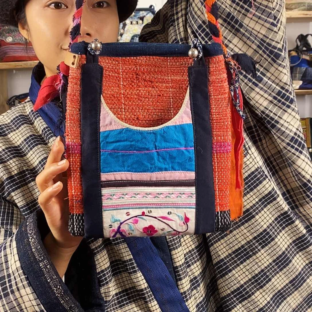 织绣手工制作工艺包包