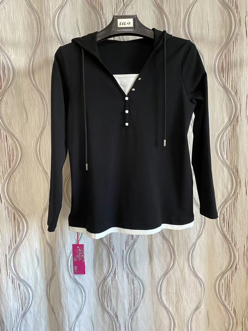 胖人坊大码女装连帽V领小衫4630