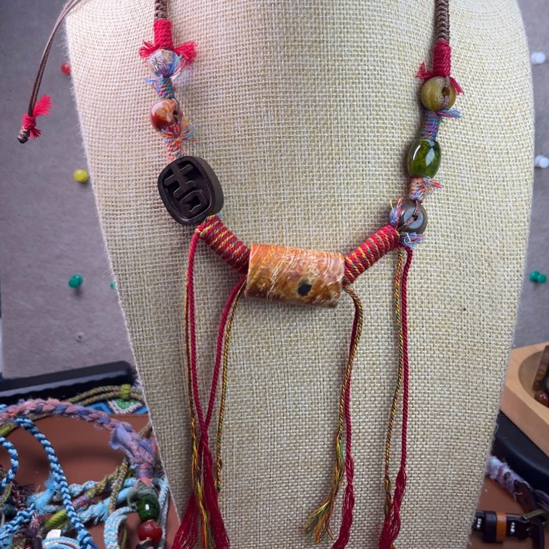 玛瑙/玉髓颈饰未镶嵌