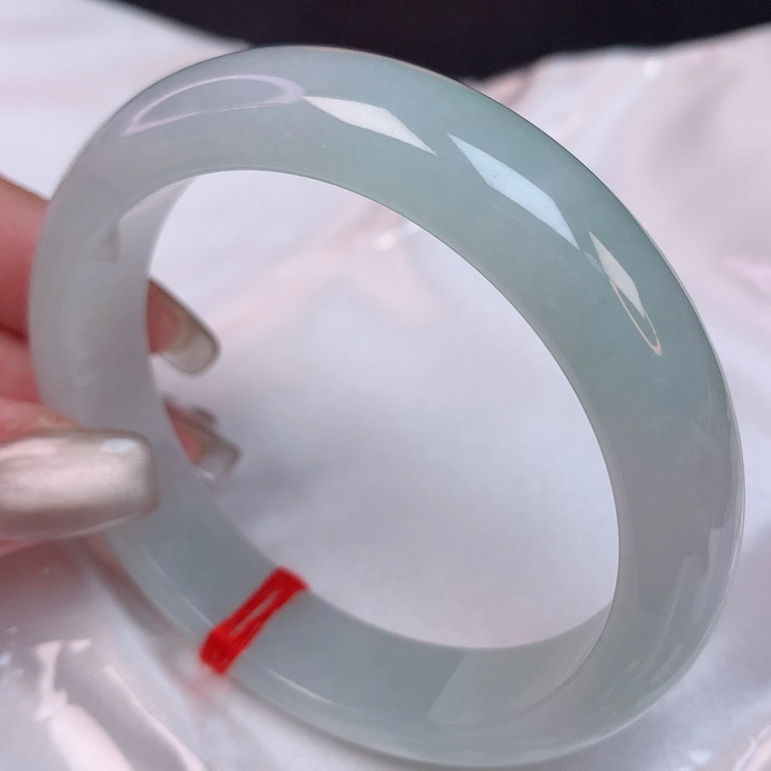 翡翠手镯未镶嵌57 翡翠手镯