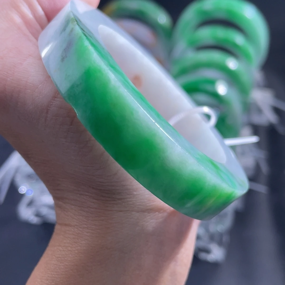 定制翡翠未镶嵌正圈