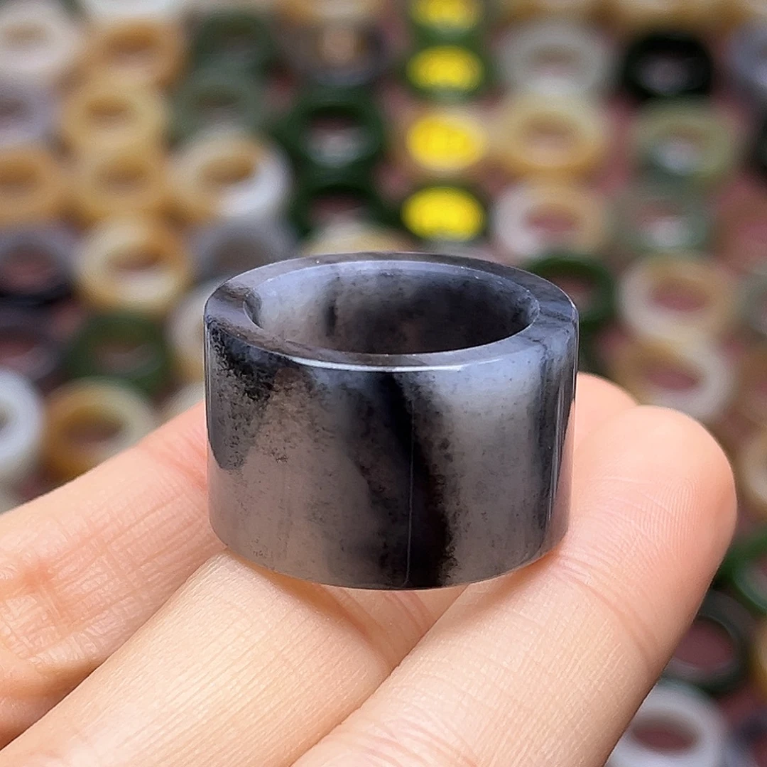 和田玉未镶嵌戒指