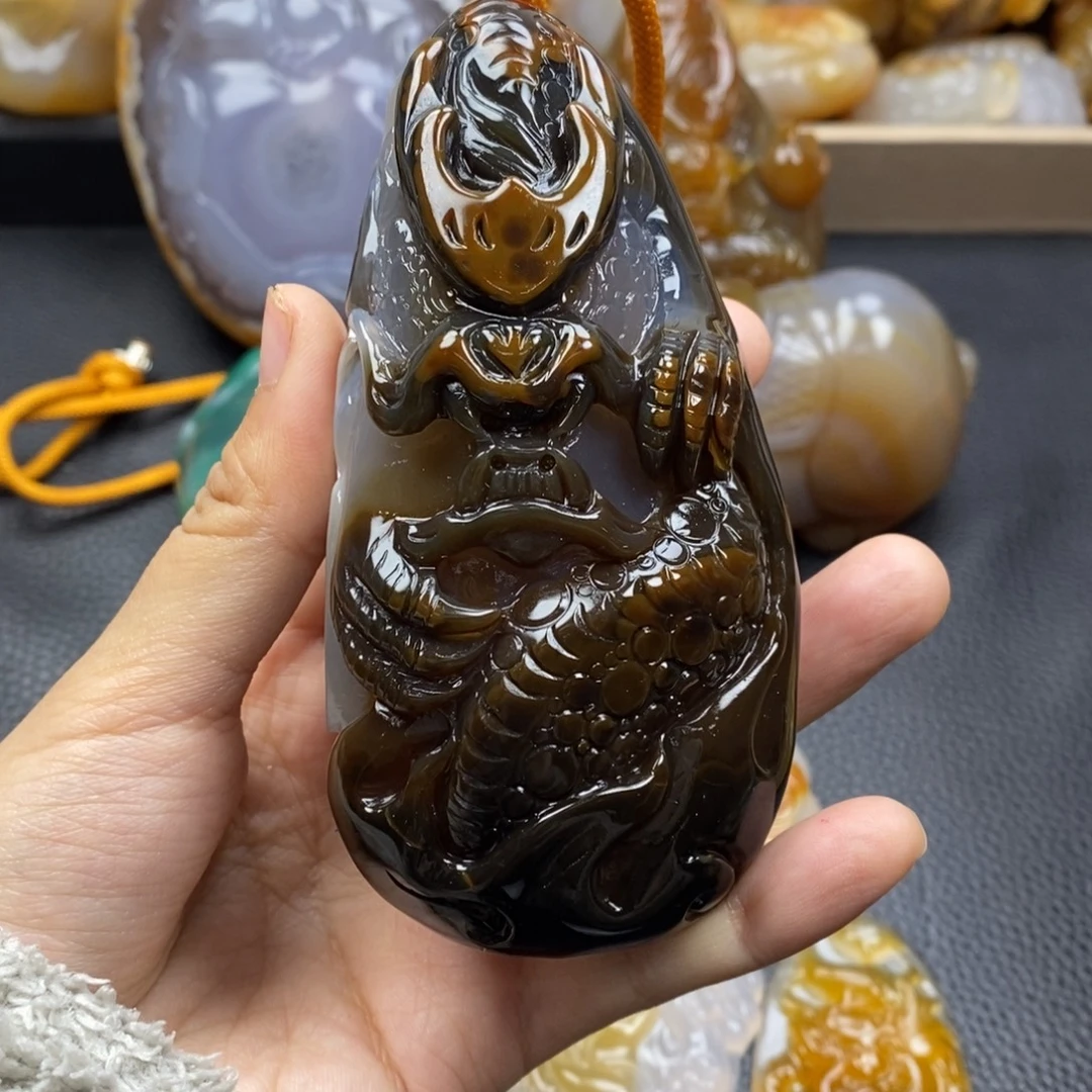 玛瑙/玉髓未镶嵌珠宝奇石