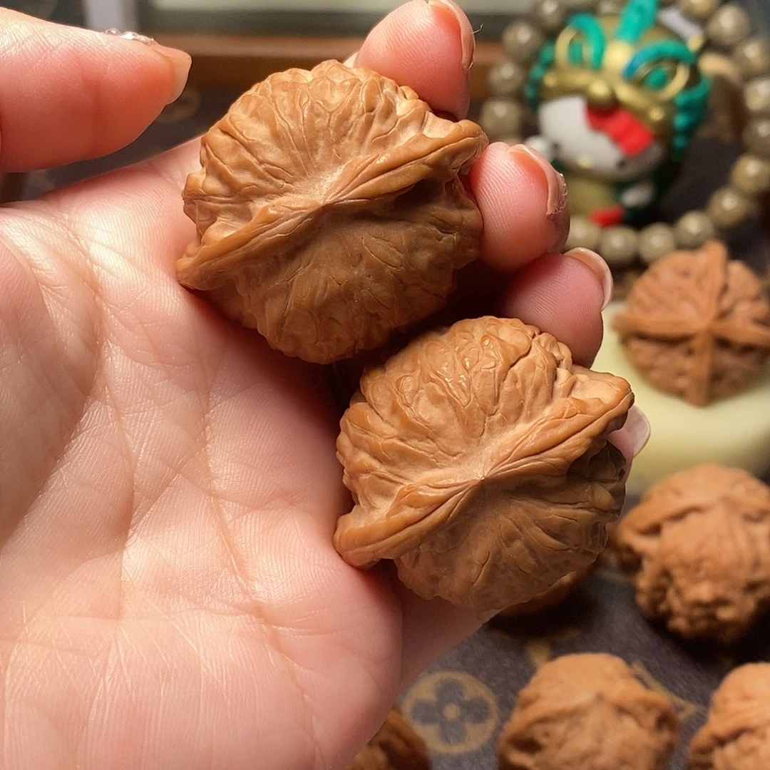 桃核把件全品玉麒麟40尺