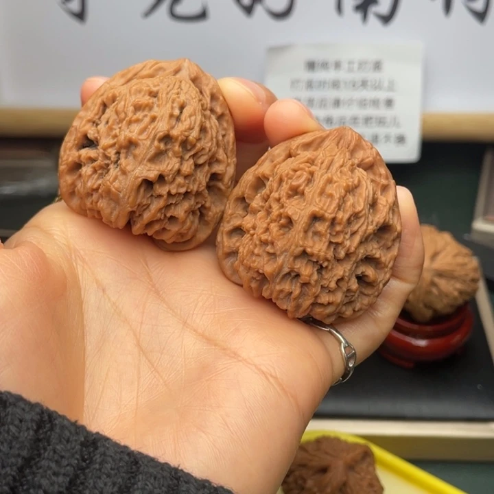文玩核桃吊坠天****黑404042尺三角高炮398