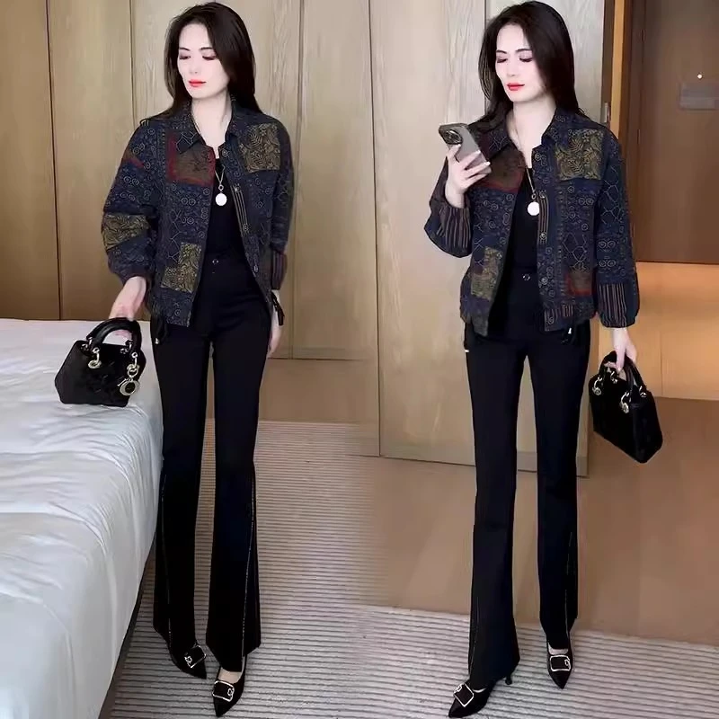 时尚印花短款外套女2025春季新款洋气减龄休闲衬衣设计感显瘦上衣