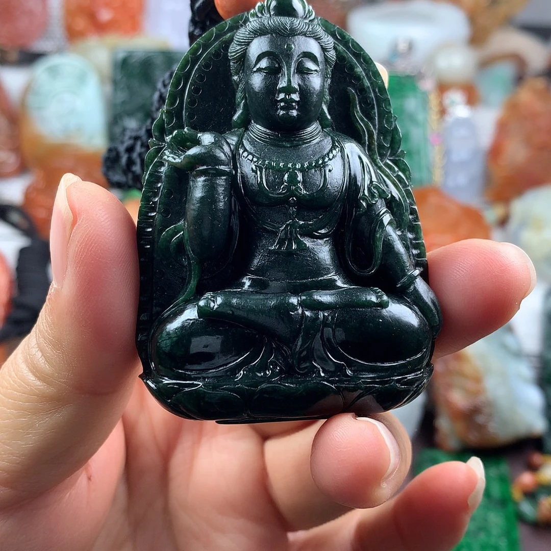 翡翠未镶嵌颈饰挂件