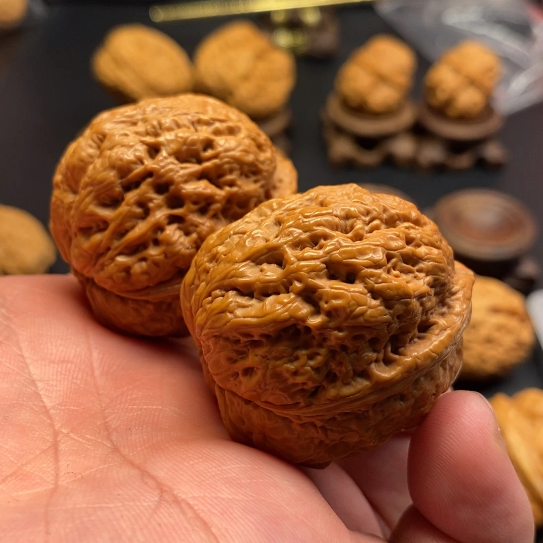 把件文玩核桃龙蛋异形